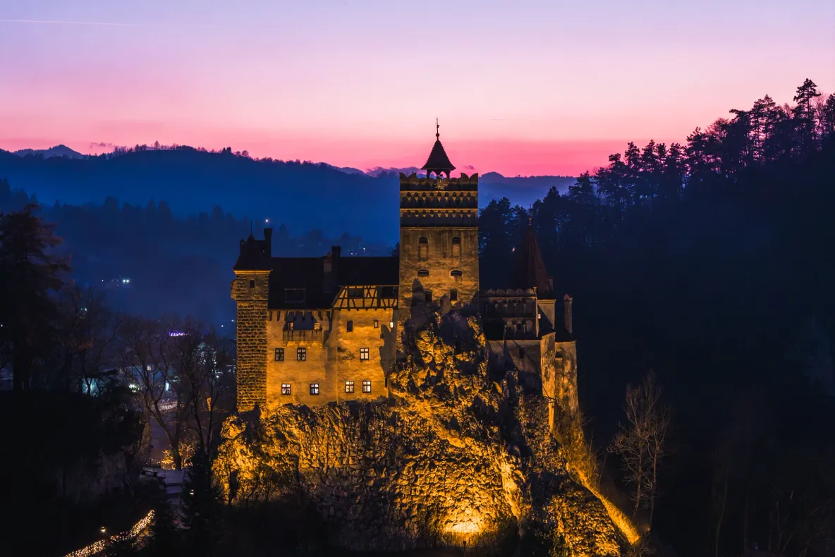 Castelul Bran intră într-o nouă etapă: omul de afaceri care administrează moștenirea lui Elvis Presley a preluat controlul companiei care operează monumentul
