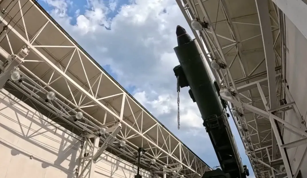 Rusia a efectuat exerciții ale forțelor nucleare: rachete balistice, hipersonice și bombardiere strategice, implicate în simulări de atac - VIDEO