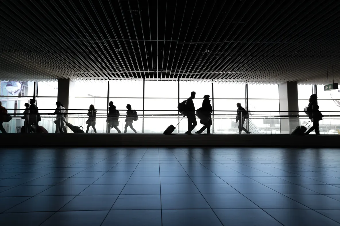 ROMATSA reacționează după un incident pe Aeroportul Cluj. Un angajat a fost suspendat în urma unor suspiciuni privind consumul de substanțe interzise