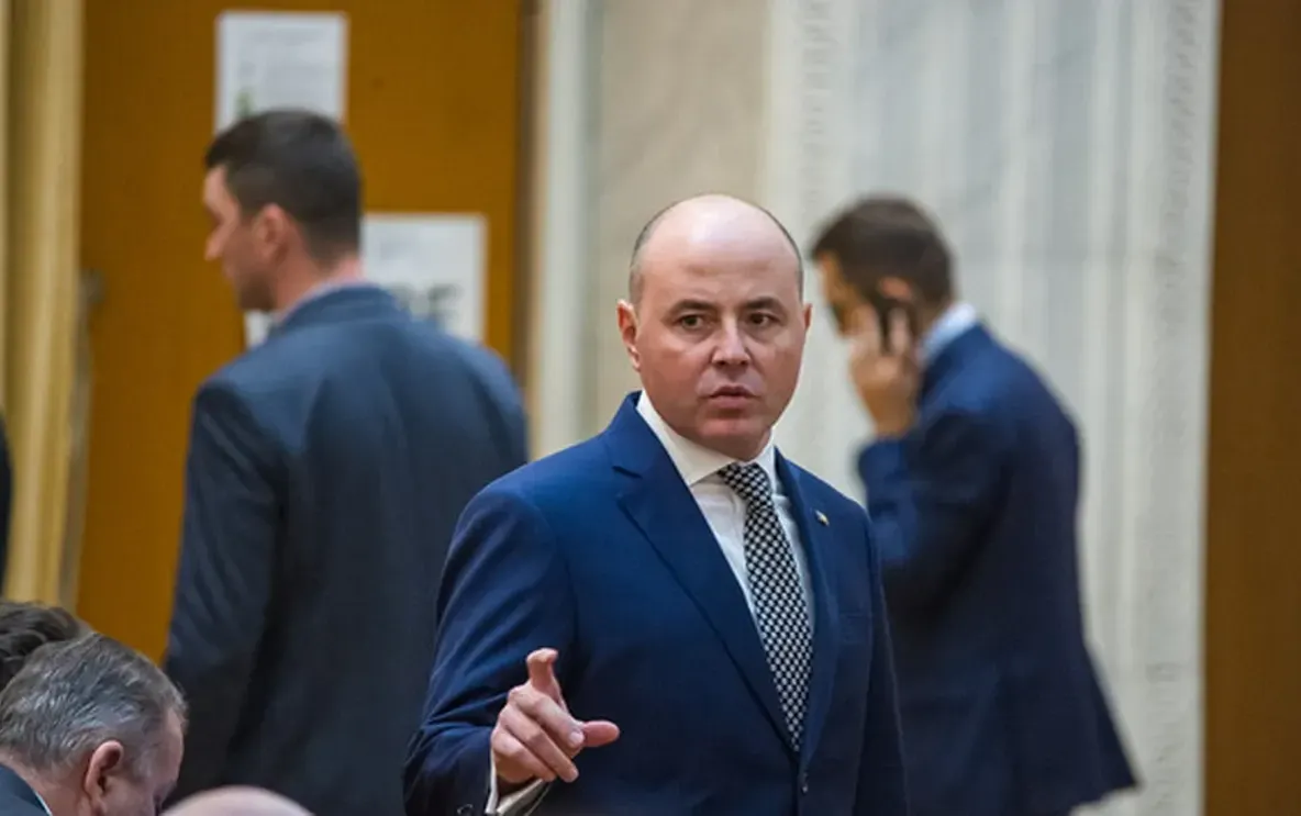 Oamenii lui Bolojan, atacuri în serie la guvernul propus de Tomac: Un paravan PSD