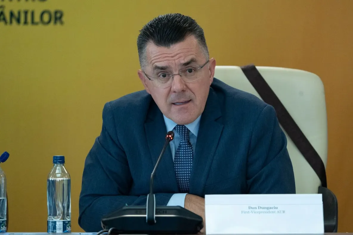 „Cine clipește primul moare”. Dan Dungaciu spune că partidele sunt în război și cere alegeri anticipate