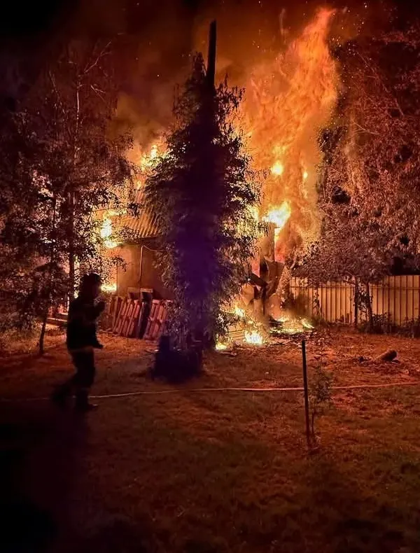 Incendiu devastator în Giurgiu. O locuință a fost mistuită de flăcări în timpul nopții