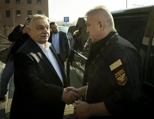 Fostul șef al trupelor antitero din Ungaria, acuzat că a reținut ilegal și a torturat șapte ucraineni. Orban toarnă gaz pe foc și îl numește șef la Fidesz