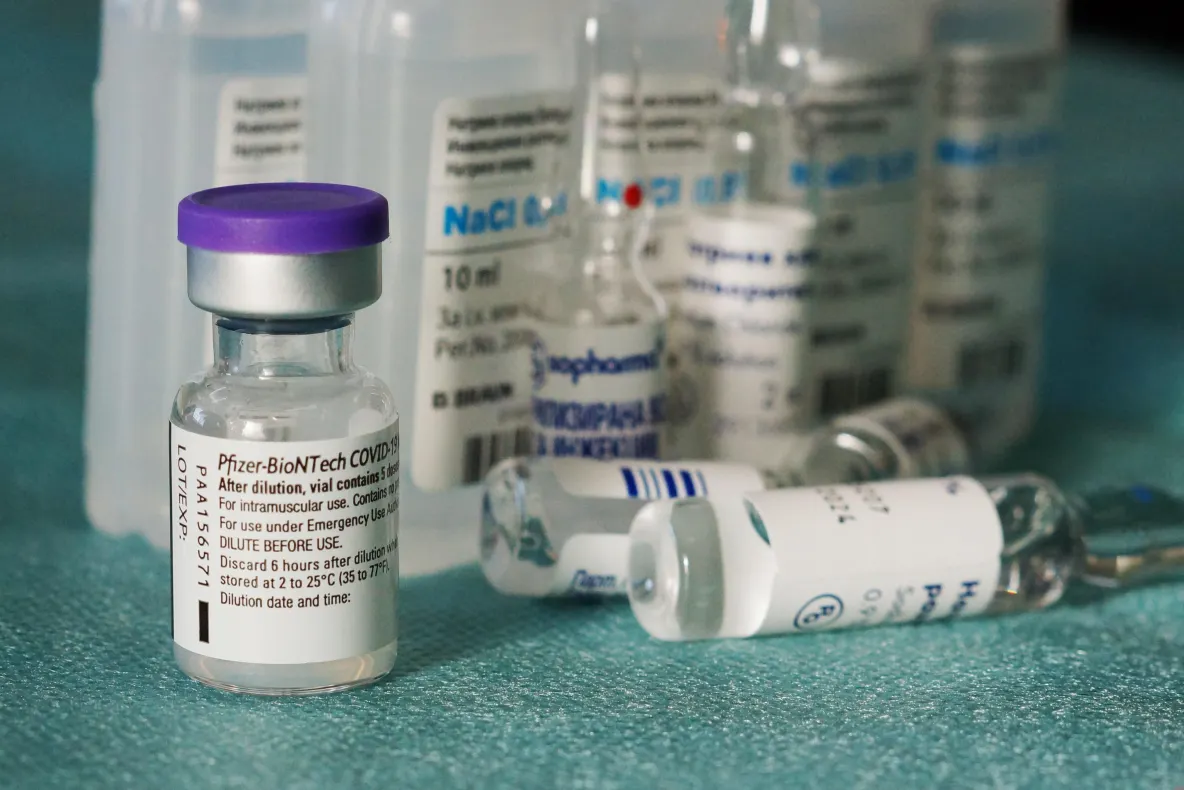 Dosarul PFIZER: cea mai mare presiune a statului român. Jaful din pandemie: factură de 680 de milioane de euro