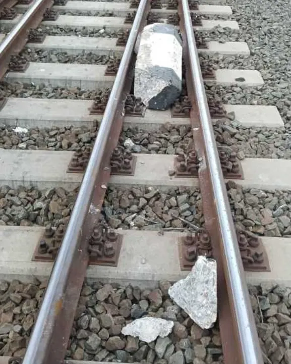 Persoană lovită mortal de un tren între Neptun și Costinești. Două garnituri au avut întârzieri de peste 90 de minute