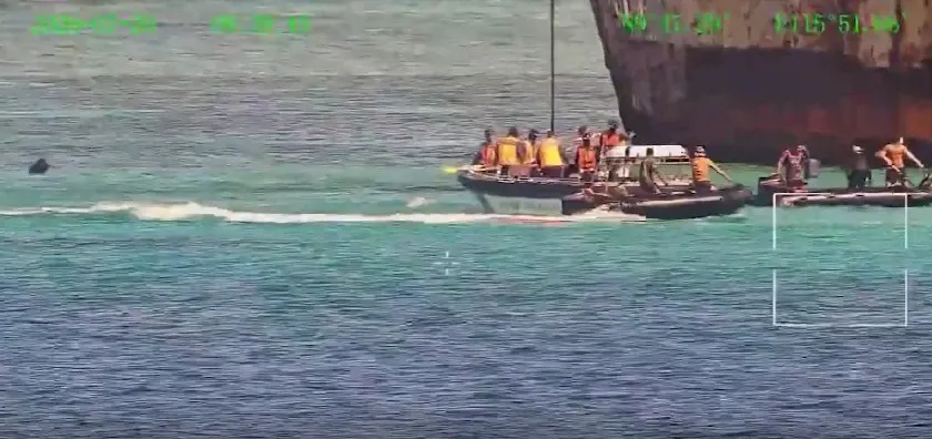Chinezii și filipinezii s-au bătut cu vâsle și bastoane. SUA condamnă incidentul