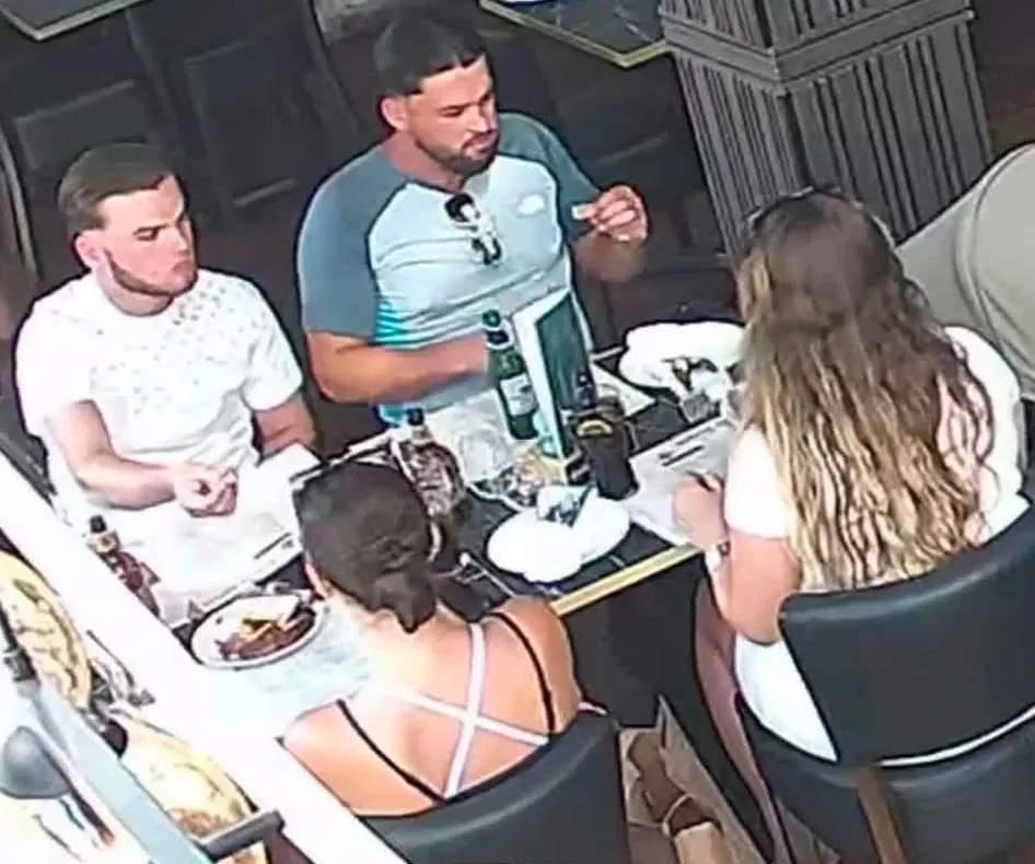 Au comandat preparate de aproape 500 de euro, apoi au plecat fără să plătească. Scandal într-un restaurant după ce au reclamat gustul homarului