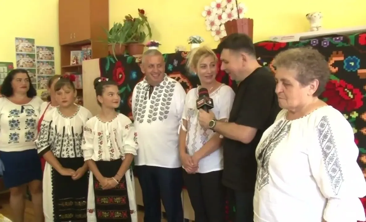 Cozonac de peste un metru la festivalul din inima Ardealului care adună mii de români