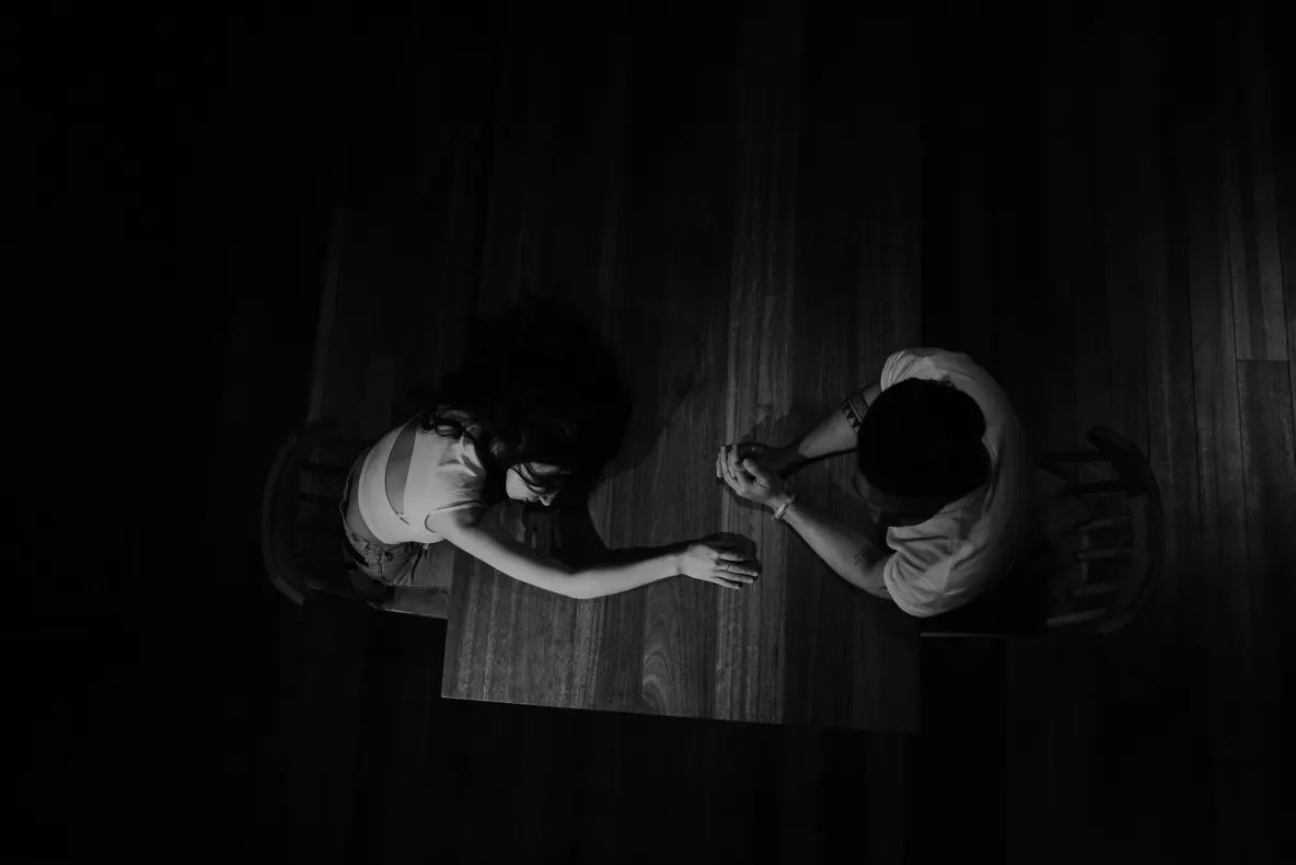 Soțul a refuzat o partidă de amor, iar soția a sunat la poliție. Incident neobișnuit într-un cuplu