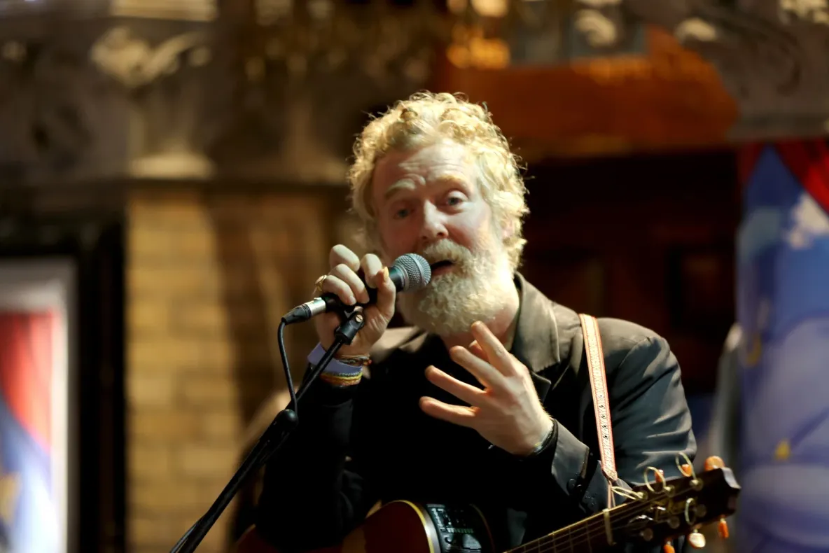Un muzician, câștigător al premiului Oscar, a murit într-un accident de motocicletă la Dublin