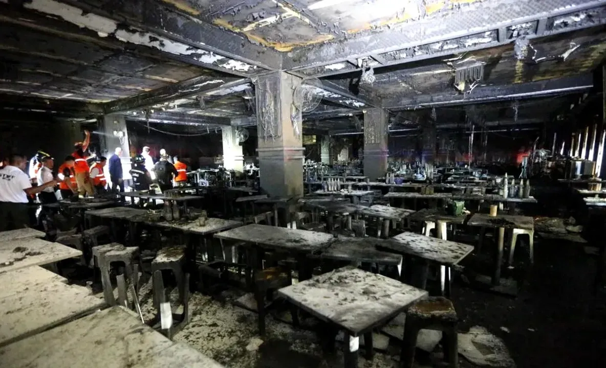 Numărul morților în urma incendiului din Bangkok a ajuns la 30. Alți 24 de răniți sunt în stare critică