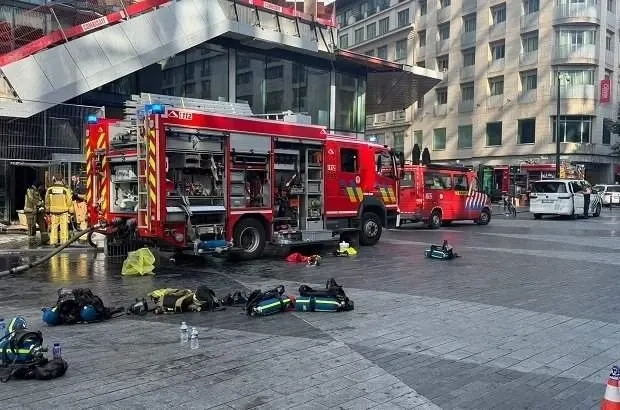 Șase muncitori români și belgieni au murit în incendiul devastator din Bruxelles. Anchetă după tragedia din clădirea Oxy