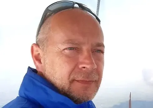 Doliu în presa din România. Un jurnalist s-a stins din viață la doar 49 de ani