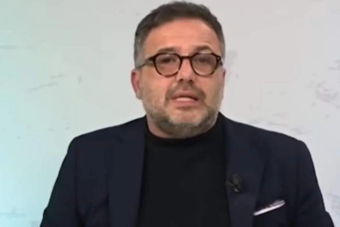 Un jurnalist sportiv a fost găsit mort înaintea finalei Cupei Mondiale. Anchetatorii suspectează o crimă