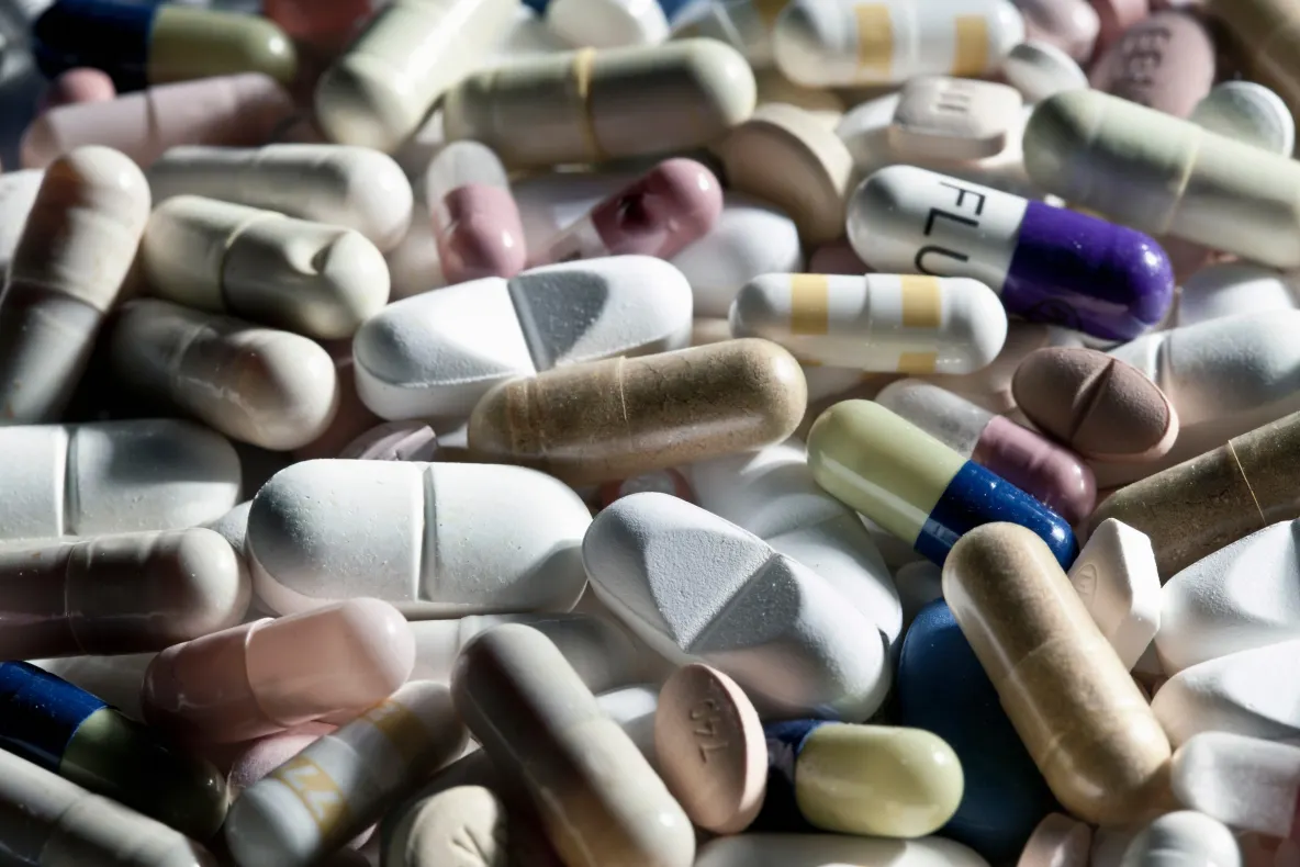 Canicula și medicamentele: tratamentele care pot deveni periculoase pe timp de căldură și cum trebuie păstrate corect