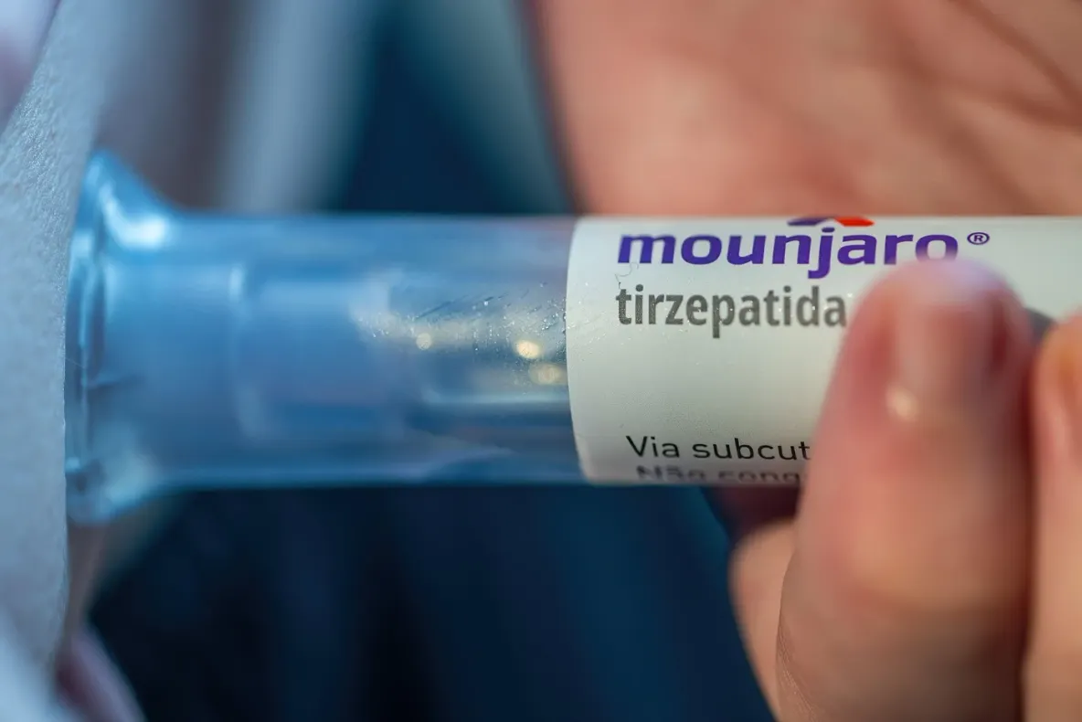 Medicamentele-minune de slăbit Wegovy și Mounjaro vin cu o mulțime de reacții adverse, arată un nou studiu