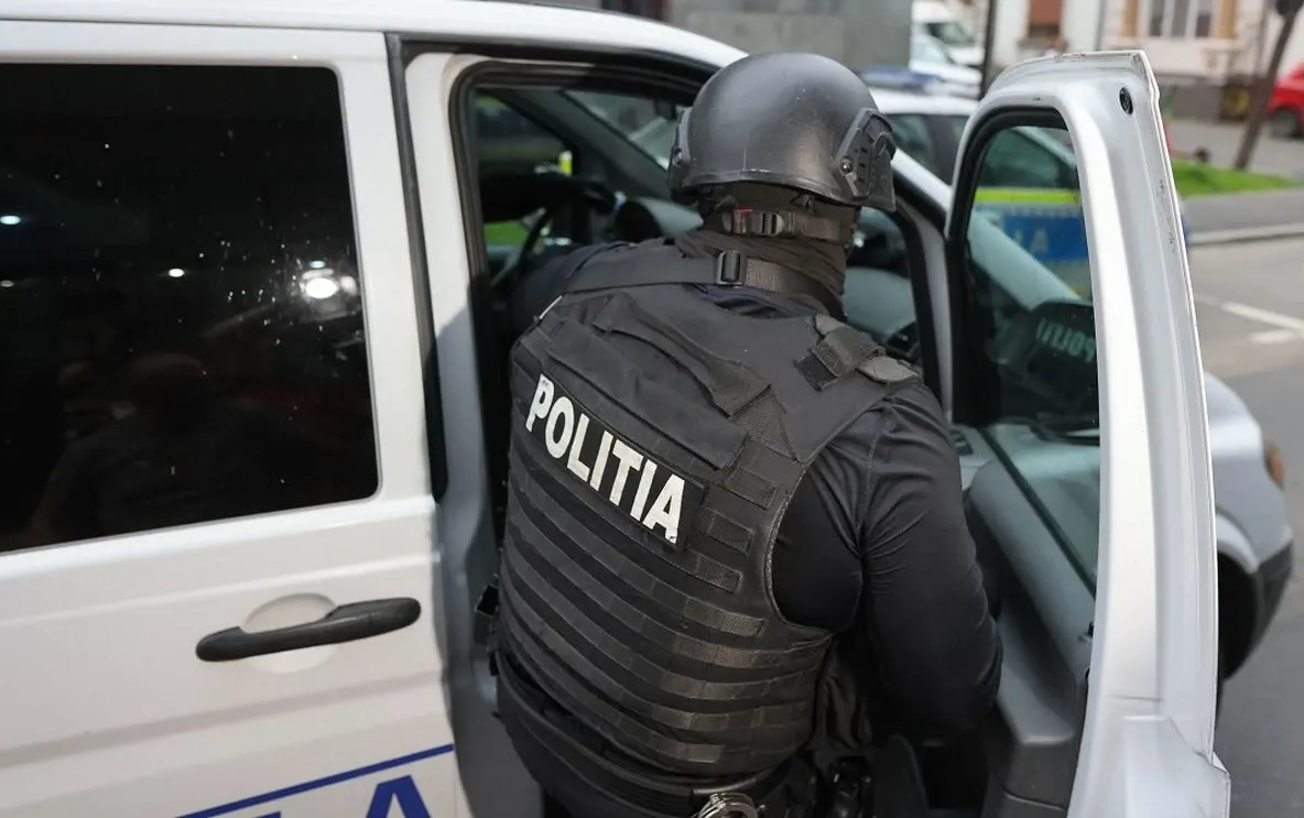 Percheziții de amploare la Consiliul Județean Constanța. Procurorii verifică afacerile omului lui Ilie Bolojan