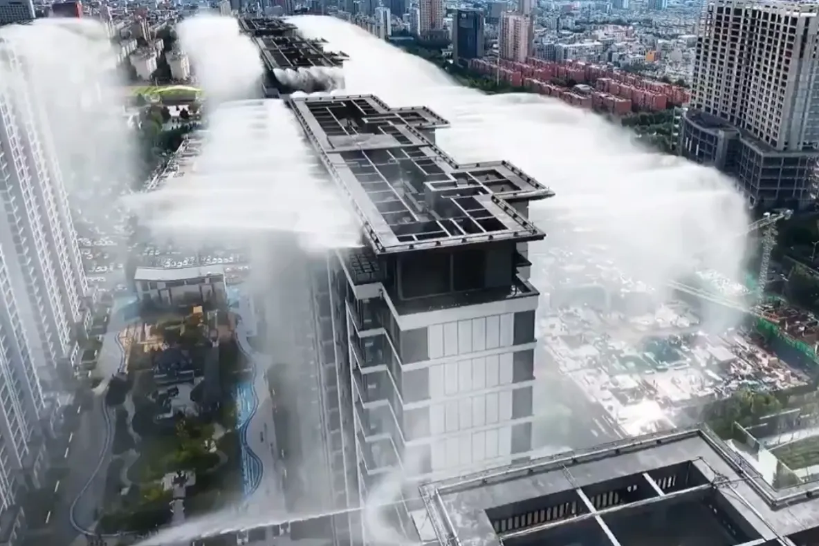 Blocurile care își fac singure „aer condiționat”. Chinezii au inventat sistemul care reduce temperatura cu până la 8°C