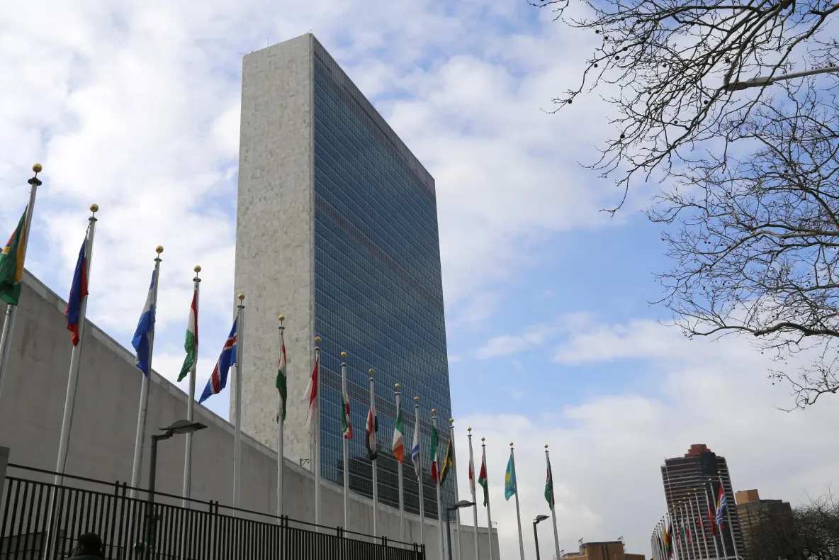 Incident grav la New York: un bărbat a murit după ce și-a dat foc lângă sediul ONU. De ce a recurs la gestul extrem