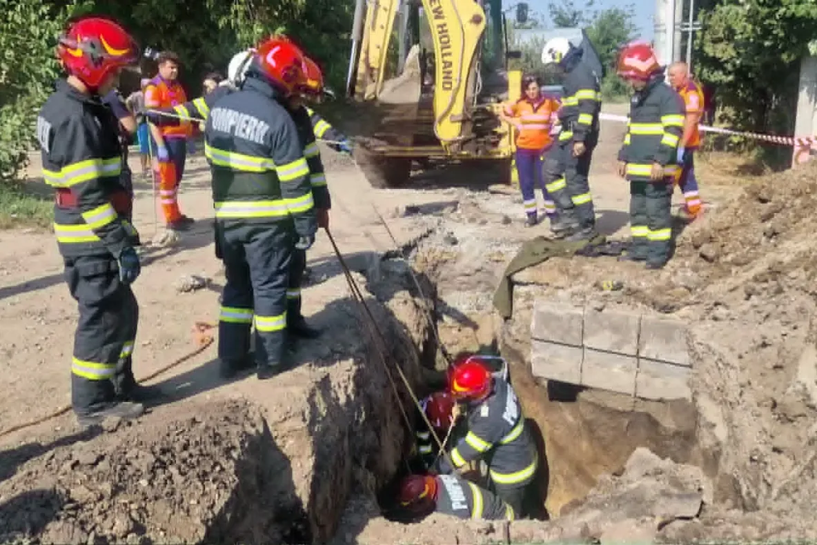 Tragedie în județul Teleorman: un bărbat a murit după ce a fost prins sub un mal de pământ