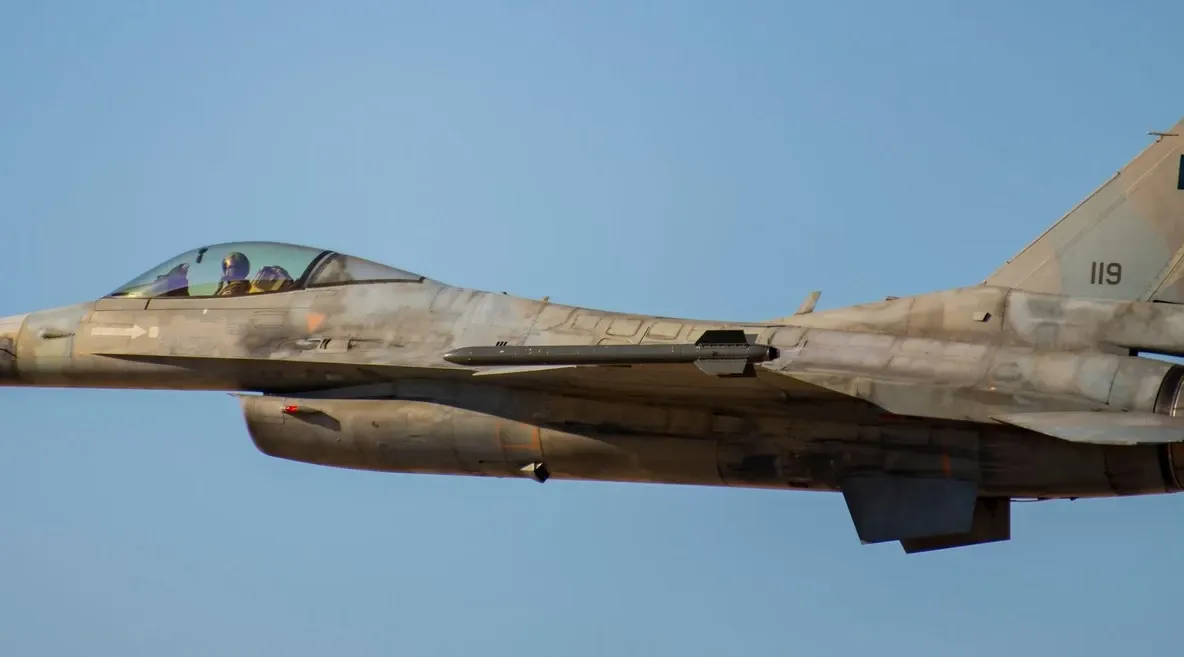 Grecia a mobilizat F-16 după ce o dronă turcă a ajuns lângă aeroportul din Alexandroupolis