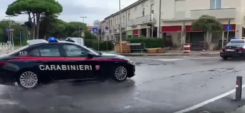 Român arestat în Italia. A încercat să o violeze pe fiica partenerei sale