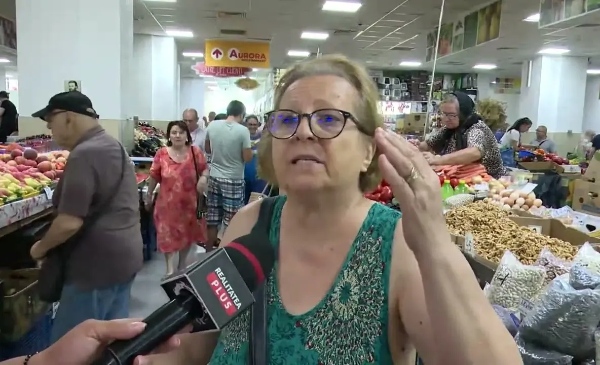  Românii refuză noile restricții impuse de Bolojan. „Economie să facă la Palatul Victoria!”
