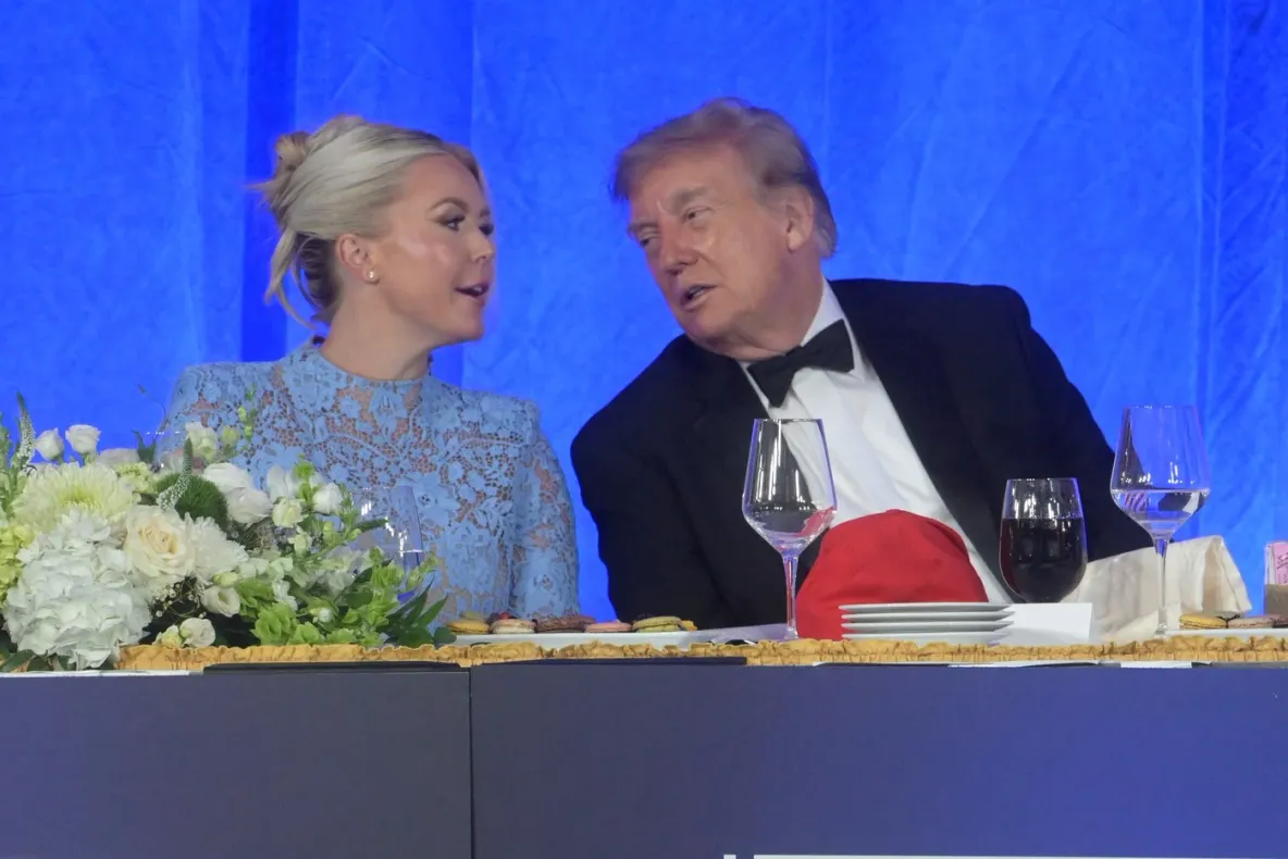Trump pierde încă un om-cheie din echipa sa: Karoline Leavitt pleacă de la Casa Albă – „A fost un lider adevărat”