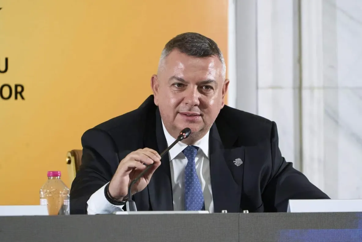 Eduard Koler (deputat AUR): „Devine tot mai greu de crezut că Oana Gheorghiu a fost adusă pentru a reforma cu adevărat companiile statului”