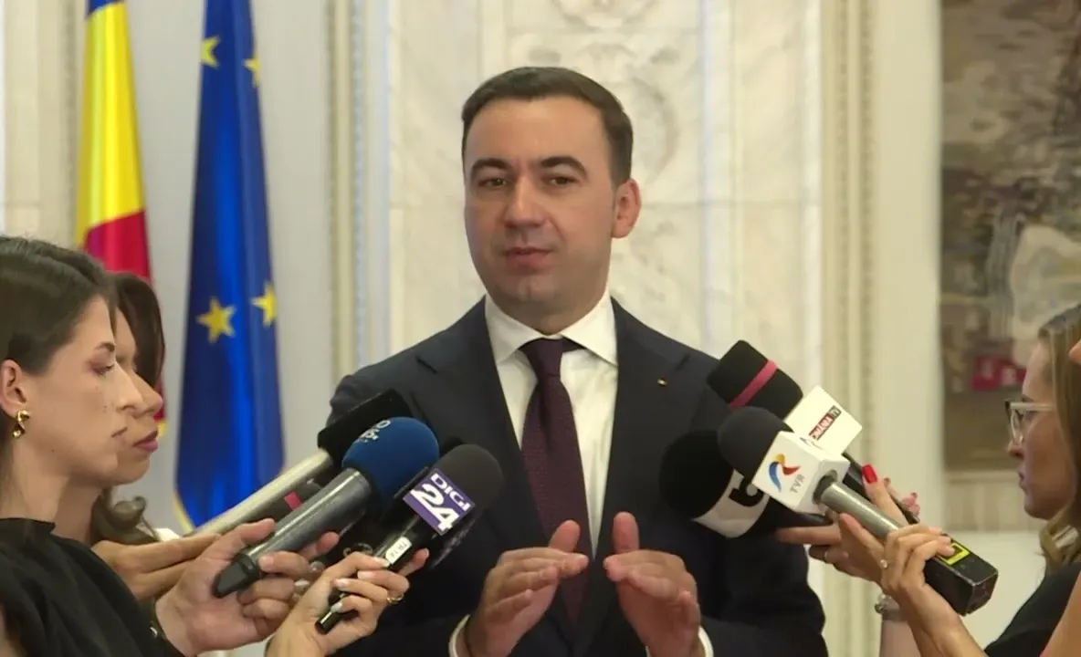 Energie exportată cu mai puțin de 200 de lei și importată cu 5.000 de lei. Bogdan Ivan avertizează că diferența ajunge în facturi