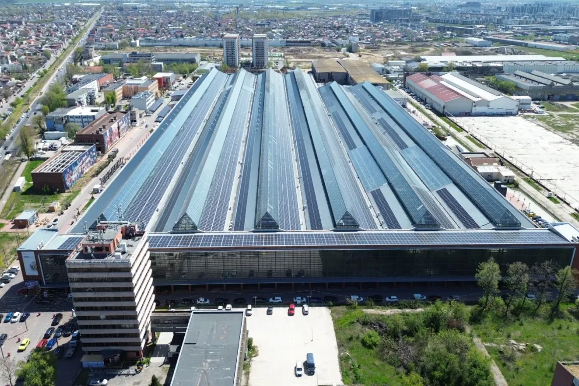 Energie verde în Sectorul 3: de la panourile fotovoltaice de pe școli și blocuri la parcul fotovoltaic de pe Hala Laminor