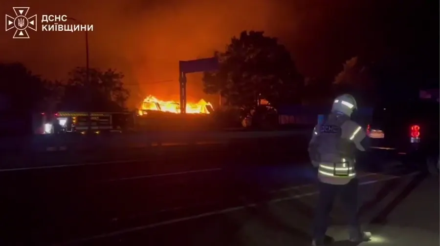 Cel puțin 27 de morți după un atac rusesc cu dronă asupra unui depozit de explozibili din Bucea