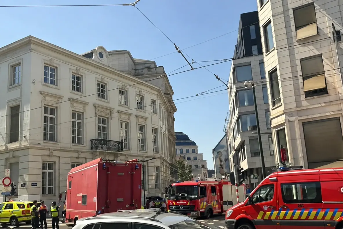 Explozii la o rețea de gaze din Bruxelles, în timpul unor reparații: un mort și trei răniți