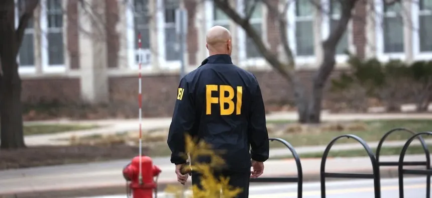  Adolescent arestat în Canada după ce ar fi plănuit un atac asupra unei școli. FBI-ul a alertat autoritățile