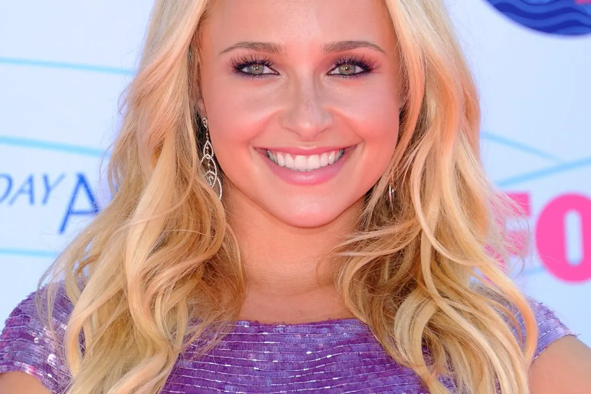 Doliu la Hollywood! Actrița Hayden Panettiere, cunoscută pentru rolurile din „Heroes” și „Nashville”, a murit la 36 de ani