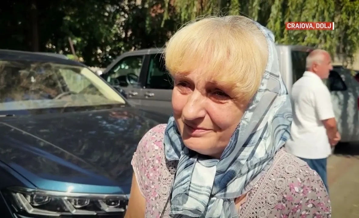 Moment istoric la Craiova: Icoana făcătoare de minuni a Maicii Domnului, expusă după 4 ani de restaurare VIDEO