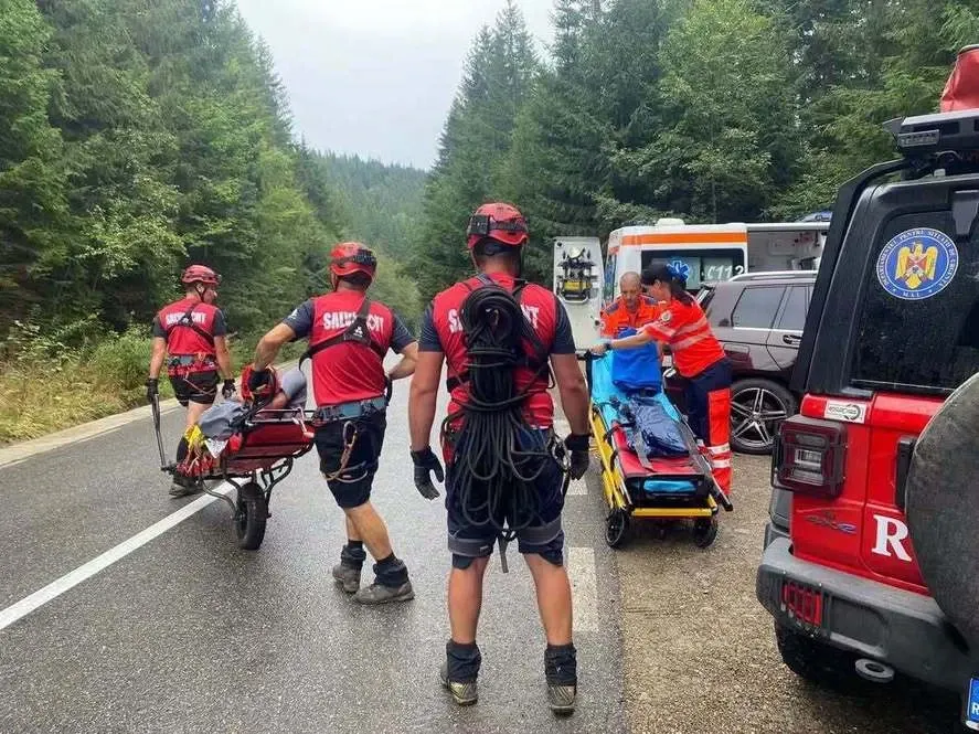 Turistă din Ungaria, accidentată în zona Piatra Secuiului. Intervin salvamontiștii