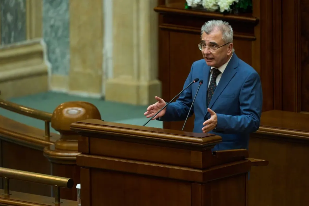 Petrișor Peiu:„Nicușor Dan minte despre existența unui consens privind trecerea la euro și încearcă să ascundă cea mai gravă criză prin care trece România”