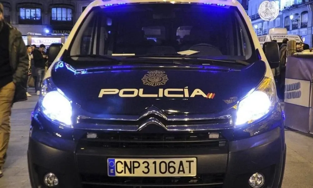 Coșmar pentru mai mulți români în Spania: munceau până la epuizare pentru 20 de euro pe săptămână și trăiau înghesuiți într-un depozit
