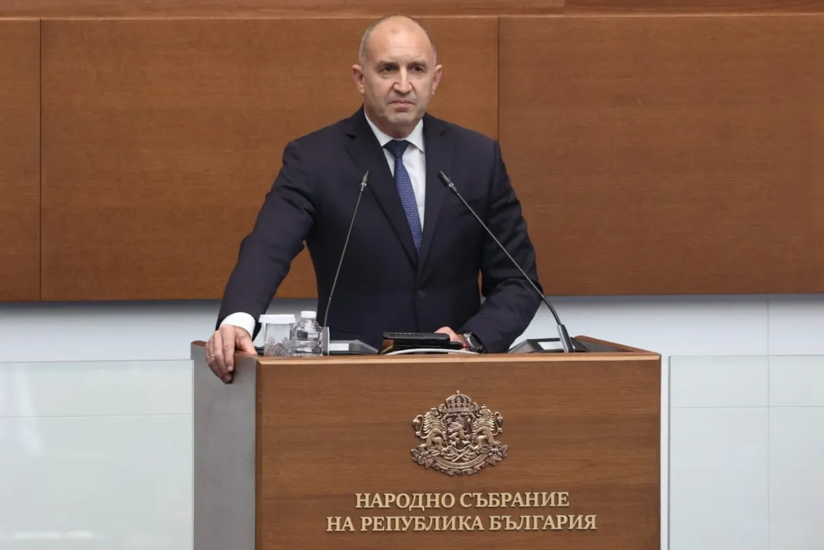 Moscova îl laudă pe premierul bulgar Rumen Radev pentru retorica moderată faţă de Rusia:”A căpătat elemente raţionale”