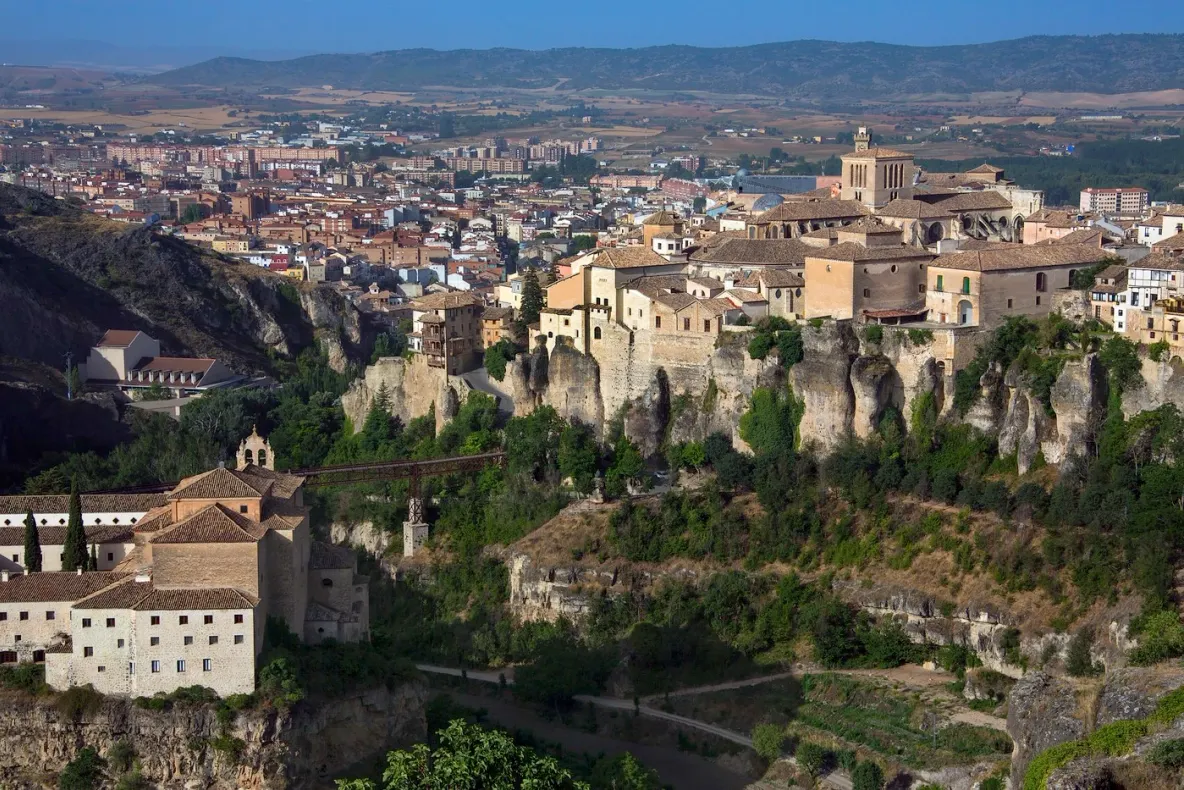 Un sat turistic din Spania își caută locuitori și antreprenori. O vilă cu trei dormitoare costă doar 18.000 de euro