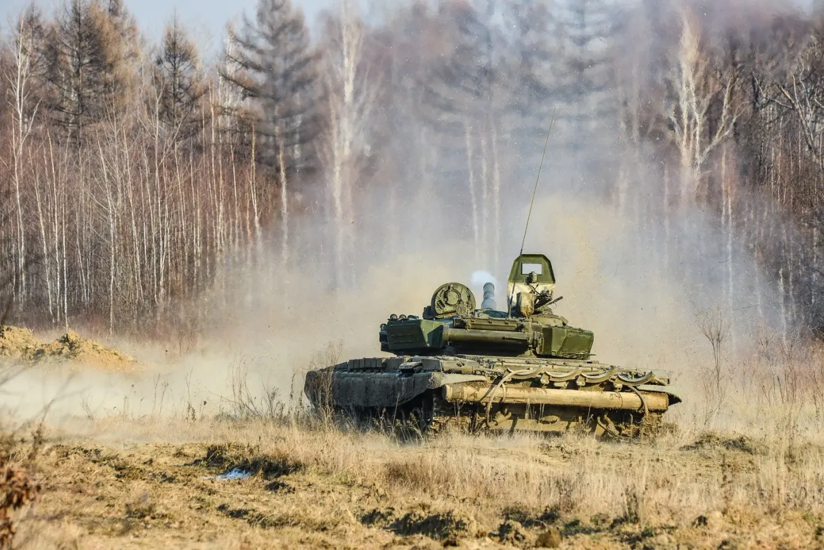 Manevre militare la granița NATO. Rusia exersează un scenariu care amintește de cel dinaintea invaziei din Ucraina