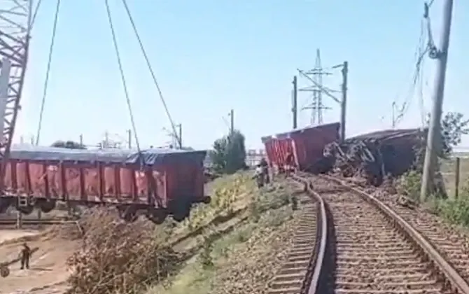Vagoanele cu sulf deraiate la Palas, ridicate după aproximativ o lună: ce se știe despre pagube