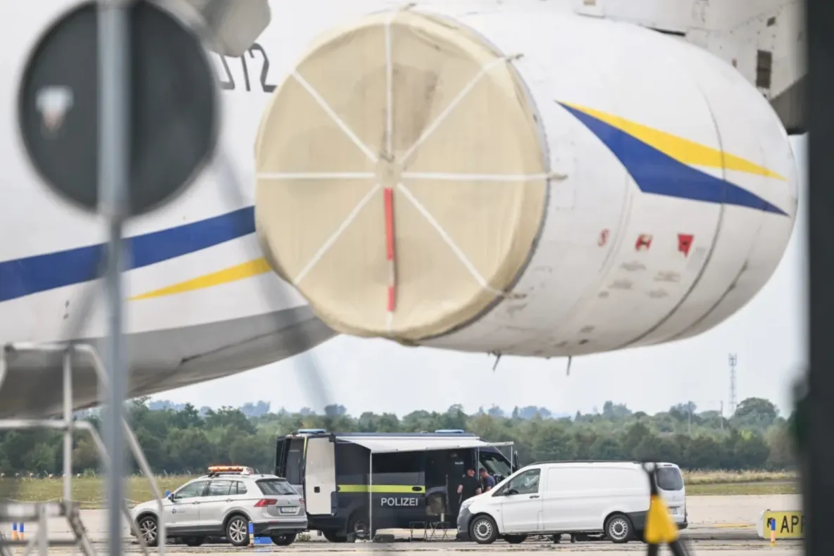 Cazul dronei de pe aeroportul Leipzig. Doi suspecţi cu paşaport rusesc au fost identificaţi de poliţia criminalistică germană