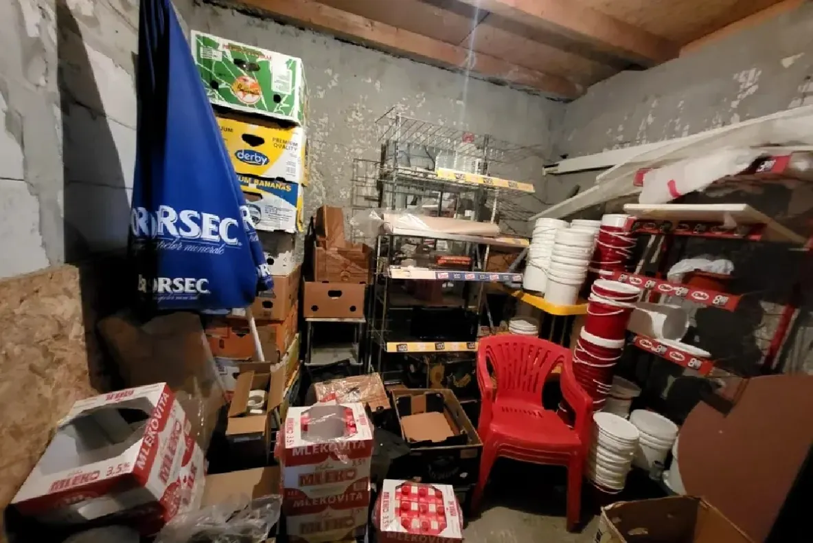 Carne expirată, mâncare arsă și mizerie în bucătării. Amenzi de 4,2 milioane de lei după controalele ANPC