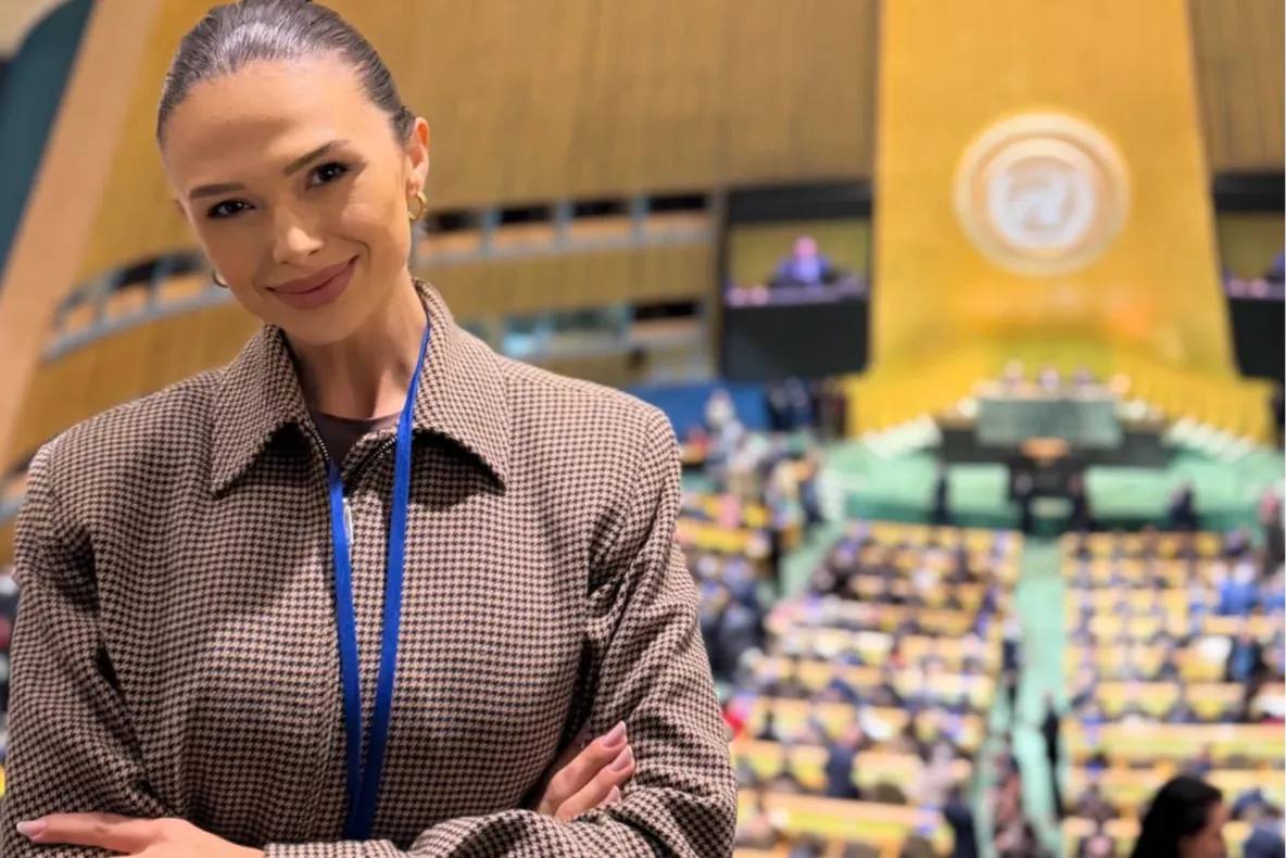 Ana Maria Păcuraru, singurul jurnalist român acreditat de Casa Albă la ONU, transmite de la New York, din timpul discursului lui Donald Trump