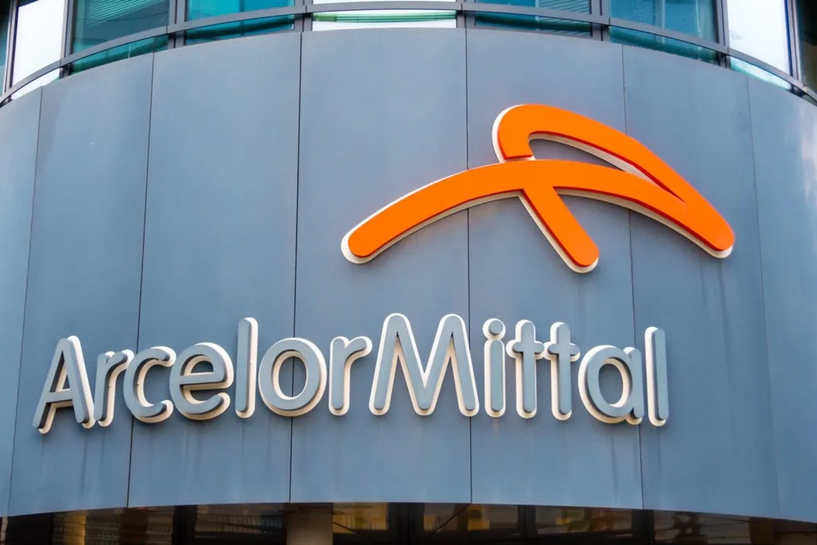 ArcelorMittal oprește producția la Krivoi Rog după atacurile rusești. Cea mai mare oțelărie din Ucraina își închide porțile