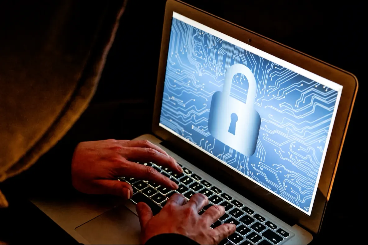Alertă de securitate cibernetică: site-ul DNSC, blocat temporar de un posibil atac DDoS