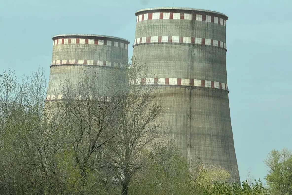 Atac asupra camioanelor cu motorină pentru centrala de la Zaporojie: doi morți și mai mulți răniți. Rusia acuză Ucraina