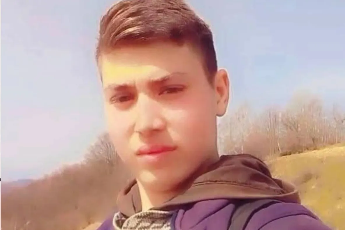 Ionuț, un tânăr ciobănaș, căutat de zeci de persoane: a plecat cu turma și nu s-a mai întors. Animalele au revenit singure